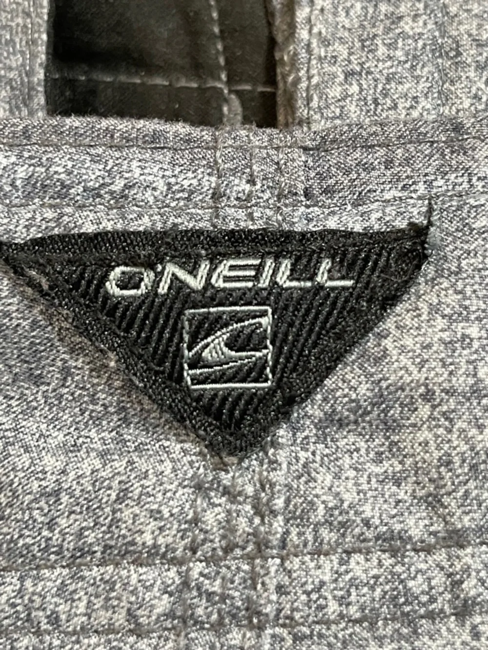 O’Neill Gray Striped Board Shorts Men’s 33‎ Surf Swim Hybrid Beach Streetwear